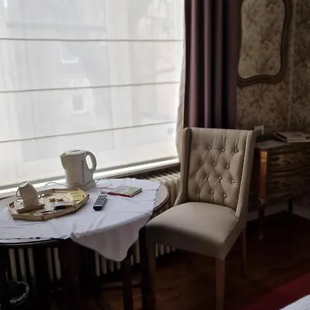 Fine Fleur Oda ve Kahvaltı 4*