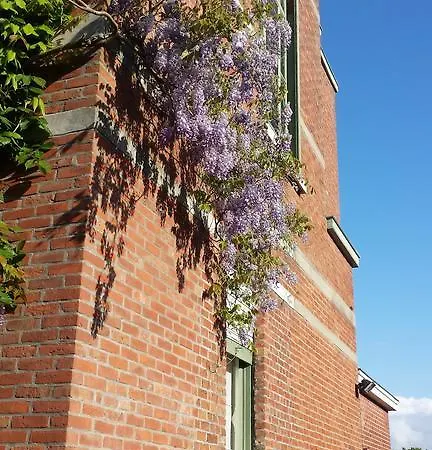 Oda ve Kahvaltı Fine Fleur 4*